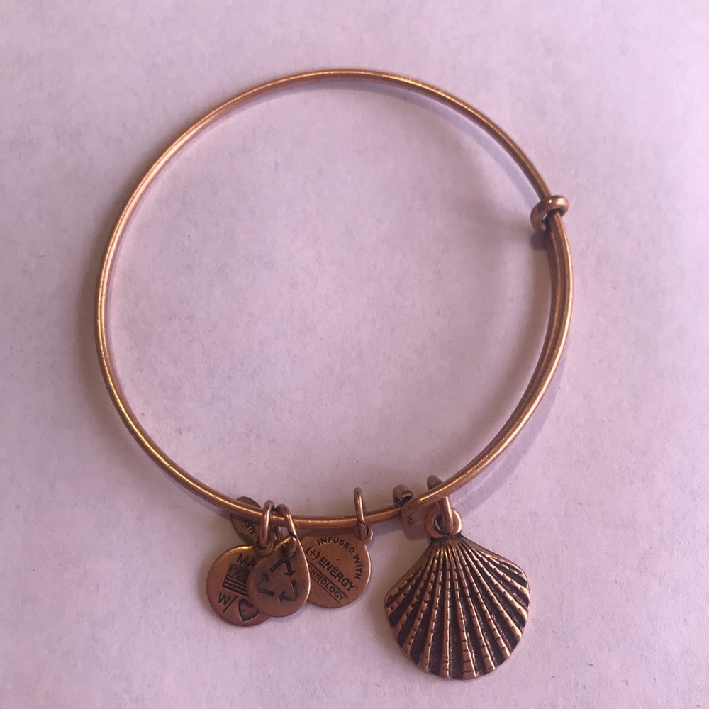 Alex & Ani
